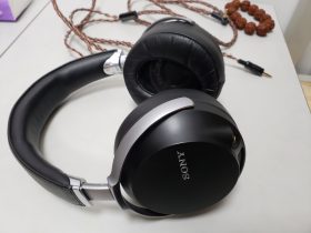 Sony MDR-Z7